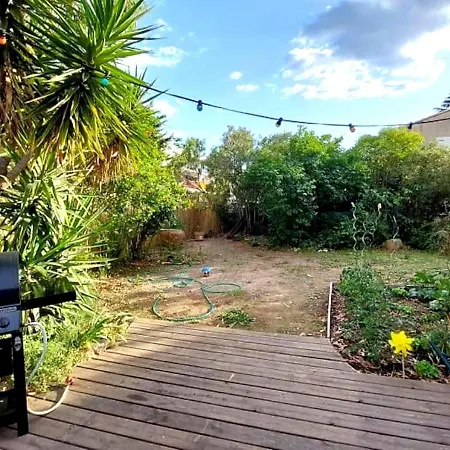 Avec Jardin Et Piscine Prives Villa *